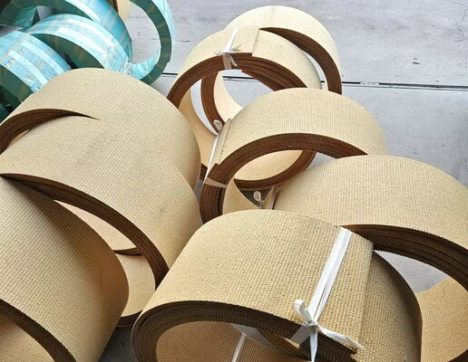 Εργαλεία έλξης Τυφαντό ρόλο επένδυσης φρένων με μεταλλικό σύρμα στο εσωτερικό για επένδυση τριβής αερόβραστου